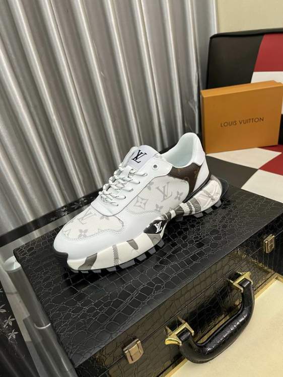 Picture of Louis Vuitton Shoes _SKULVsz38-44hnq111517544